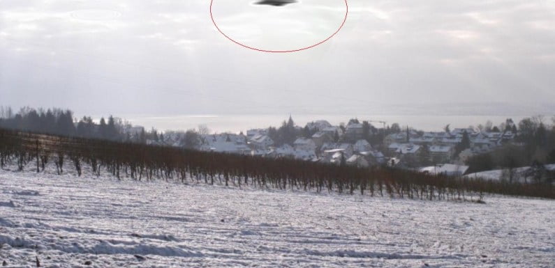 Real UFO Sightings Captured On Camera