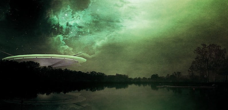 Mysterious UFO Mothership Filmed In North Carolina