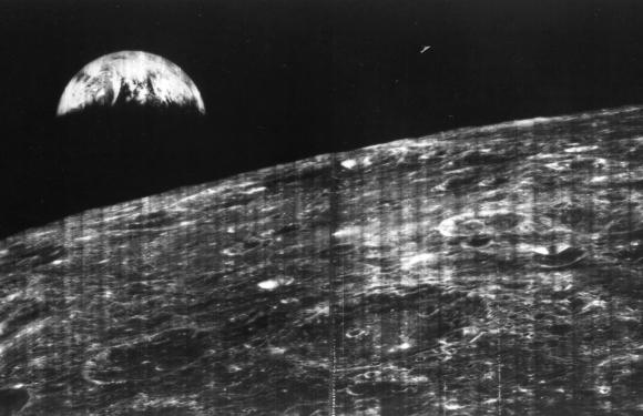 Five Pieces Of Evidence Which Prove The Earth’s Moon Was Engineered