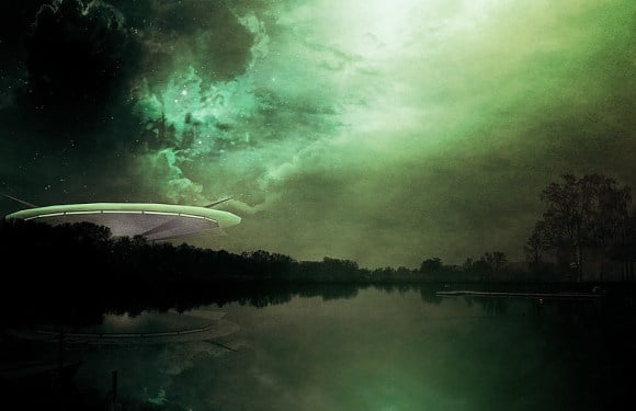 Mysterious UFO Mothership Filmed In North Carolina