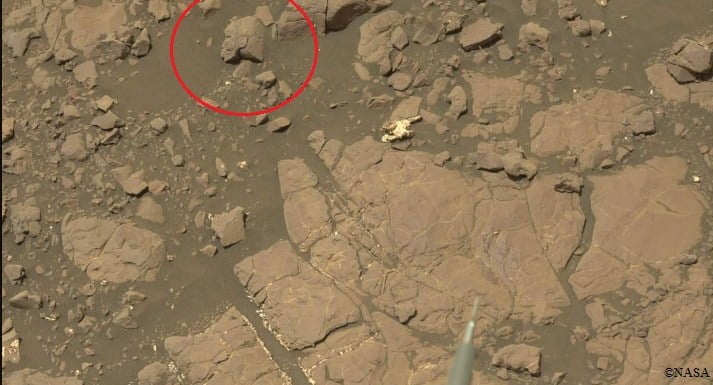 Is This An Ancient Egyptian Statue On Mars’ Surface?